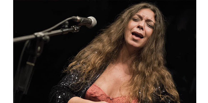 Sandra Carrasco cantaora